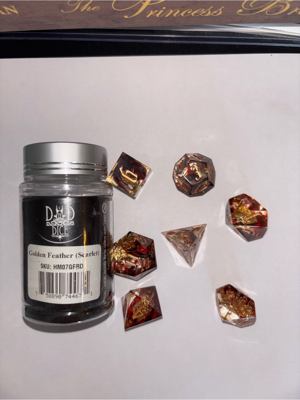 Golden Feather (Scarlet) 7-Piece RPG Dice Set - Scarlet & Gold